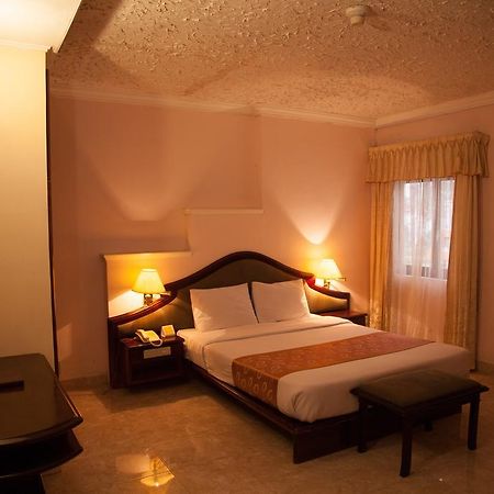 Golf 1 Hotel 달랏 외부 사진