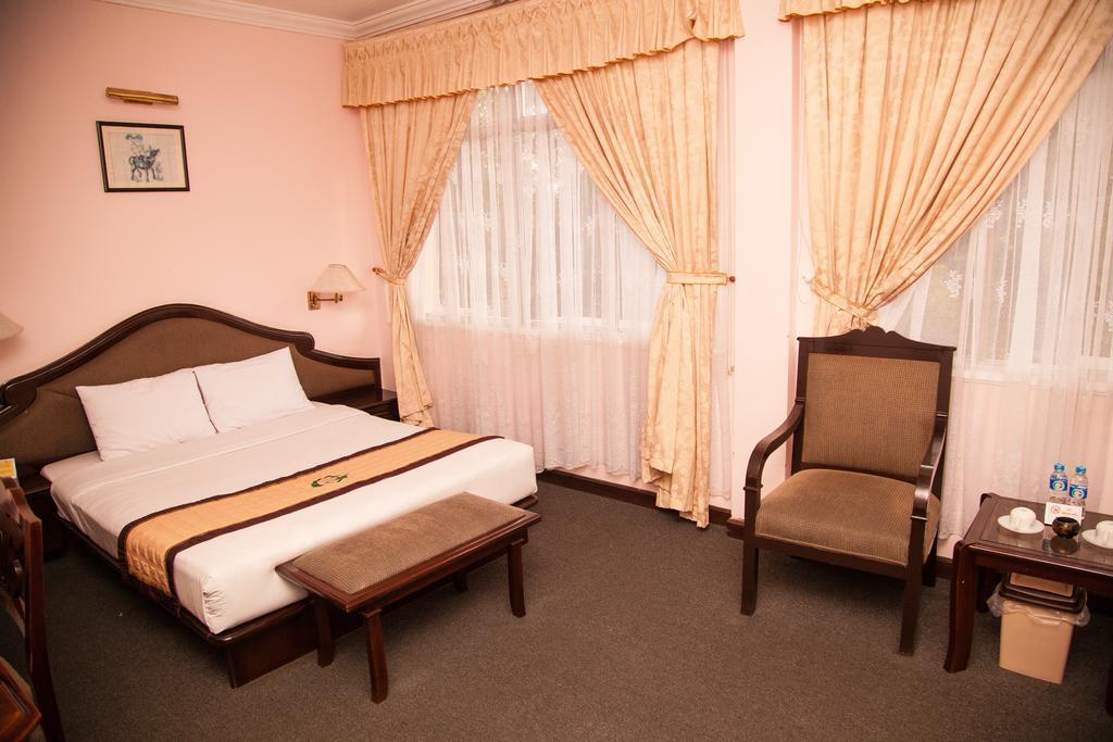 Golf 1 Hotel 달랏 객실 사진