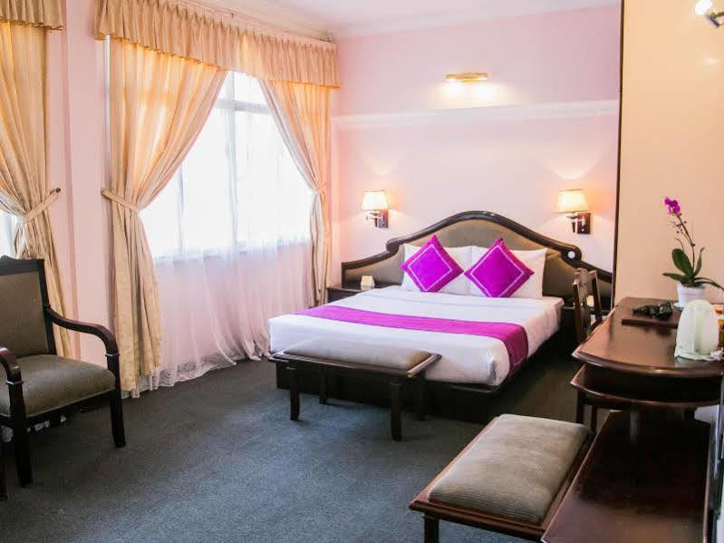 Golf 1 Hotel 달랏 외부 사진